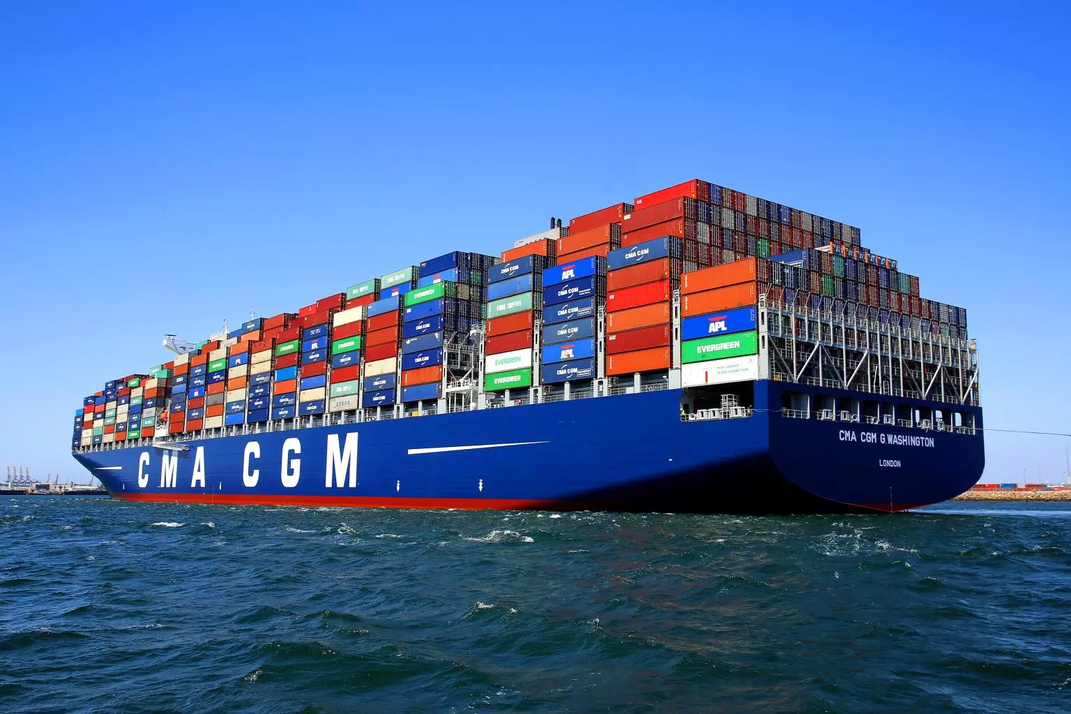 One Ocean Summit: the CMA CGM Group decides it will no longer carry plastic waste on its ships