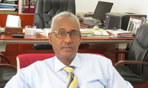 Adopt a holistic approach to humanitarian logistics Adopt a holistic approach to humanitarian logistics