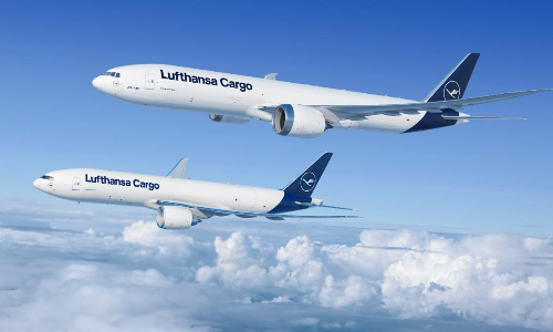 Lufthansa Cargo is first cargo airline to use sustainable plastic film for transportation Lufthansa Cargo is first cargo airline to use sustainable plastic film for transportation