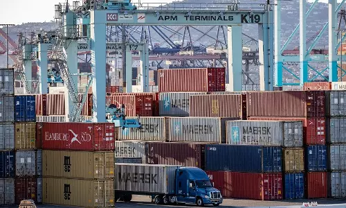 Xeneta says rates declining, capacity availability easing Xeneta says rates declining, capacity availability easing