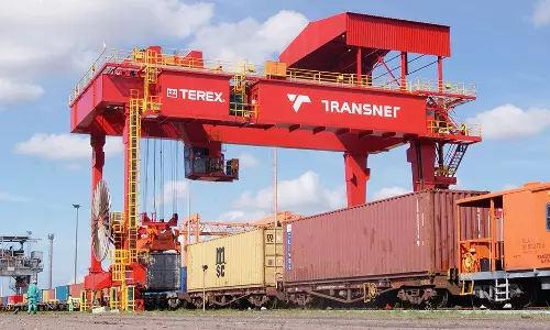 Transnet successfully re-enters international syndicated loan market Transnet successfully re-enters international syndicated loan market
