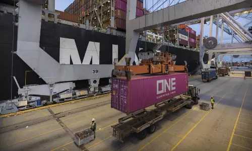 Port of Savannah handles record 575,000 TEUs in August Port of Savannah handles record 575,000 TEUs in August