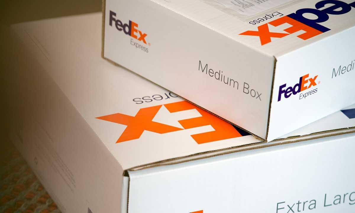 FedEx Q2 net income drops 24% to $788mn