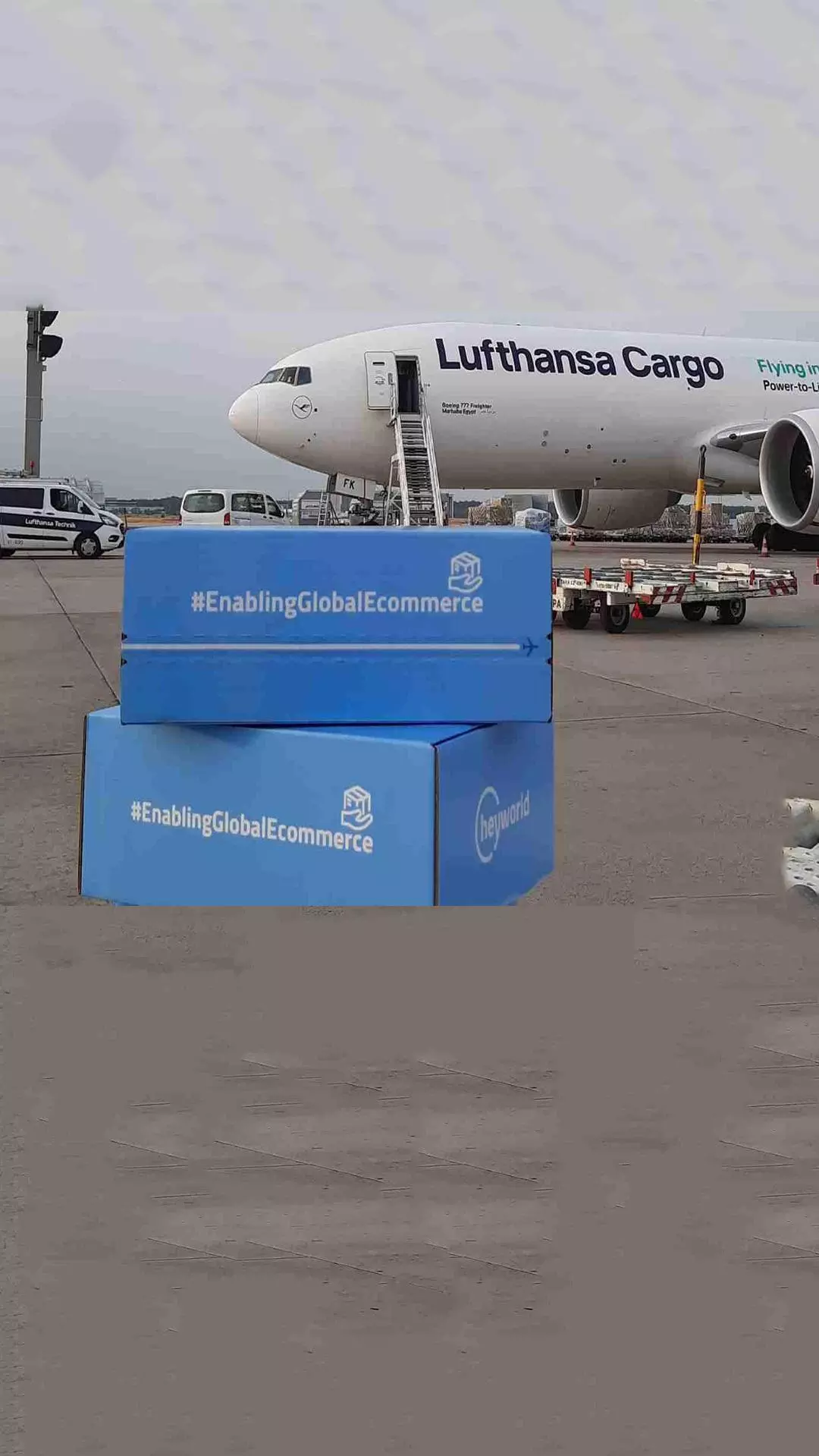 Lufthansa Cargo, heyworld, Customs Broker strengthen eCommerce business