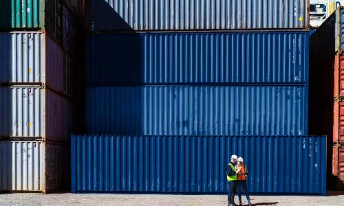 Real-time container tracking via myKN by Kuehne+Nagel Real-time container tracking via myKN by Kuehne+Nagel