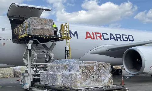 CMA CGM Q1 revenue drops 30% CMA CGM Q1 revenue drops 30%