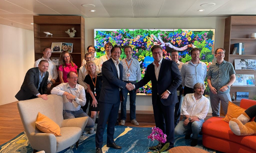 AFKLMP Cargo joins hands with Salesforce & Vonage AFKLMP Cargo joins hands with Salesforce & Vonage