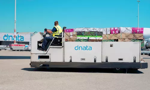 Blooming brilliance: dnata’s flower handling expertise takes flight in Amsterdam Blooming brilliance: dnata’s flower handling expertise takes flight in Amsterdam