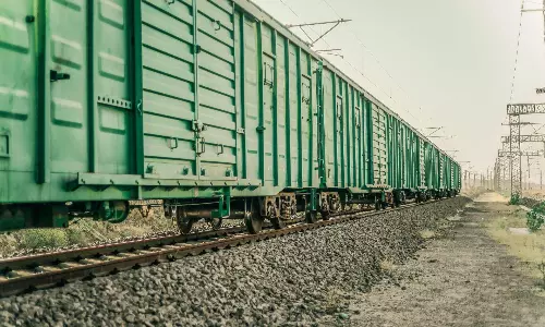 Egypt approves $400 mn loan deal for Cairo-Alexandria rail logistics Egypt approves $400 mn loan deal for Cairo-Alexandria rail logistics