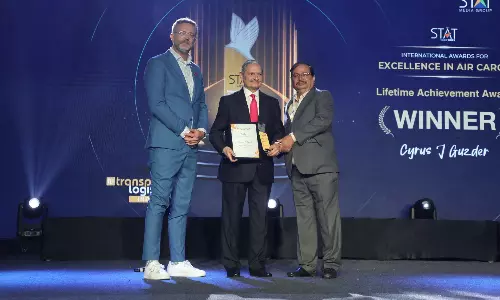 Cyrus Guzder wins Lifetime Achievement Award