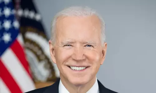 Biden backs port workers, asks carriers to present fair offer Biden backs port workers, asks carriers to present fair offer