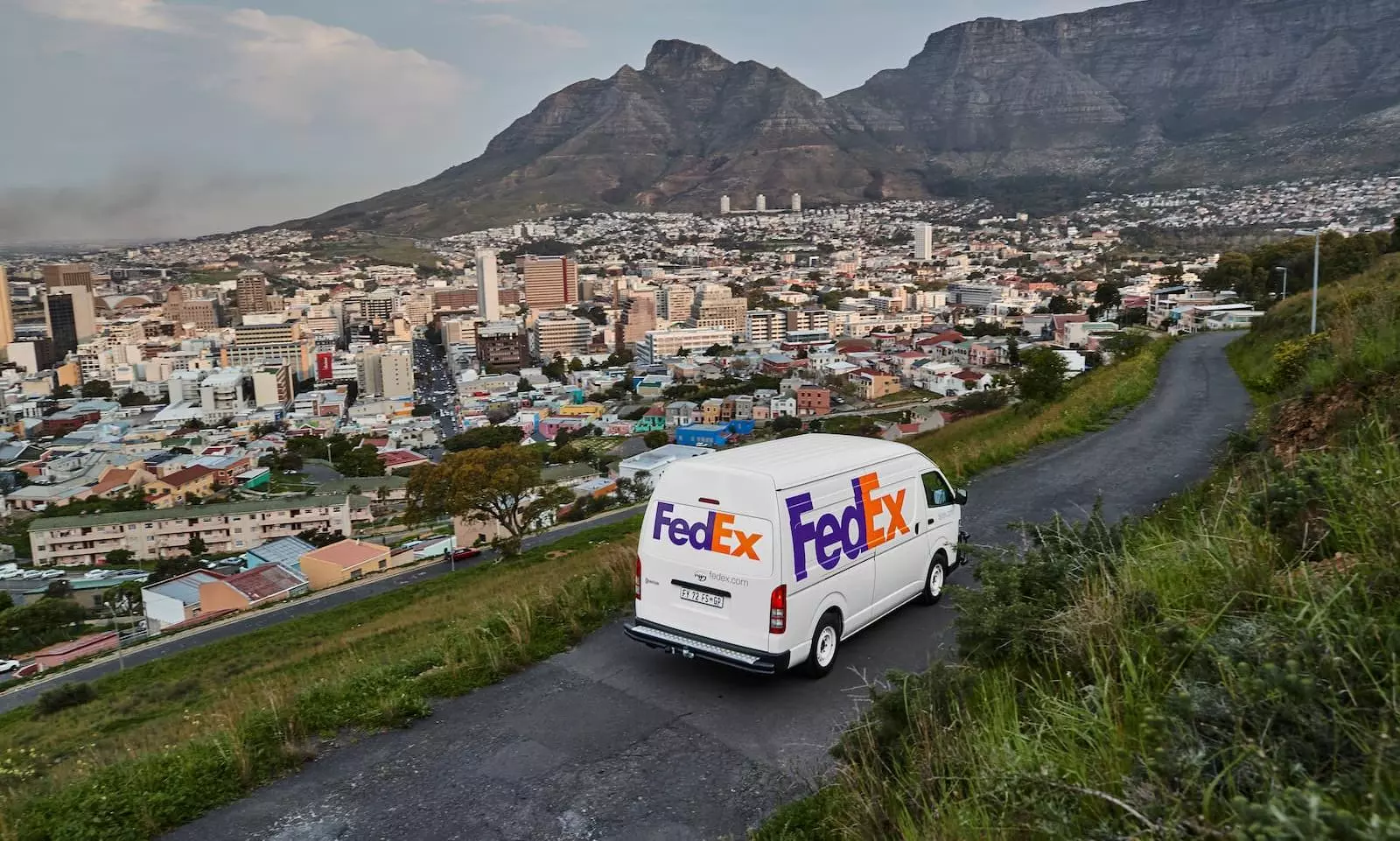 FedEx invests in sustainable infrastructure, EVs in Africa FedEx invests in sustainable infrastructure, EVs in Africa