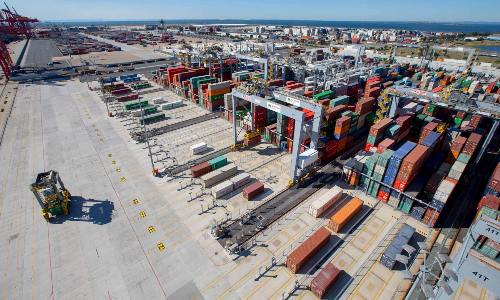 DP World buys Silk Logistics for A$174 million DP World buys Silk Logistics for A$174 million