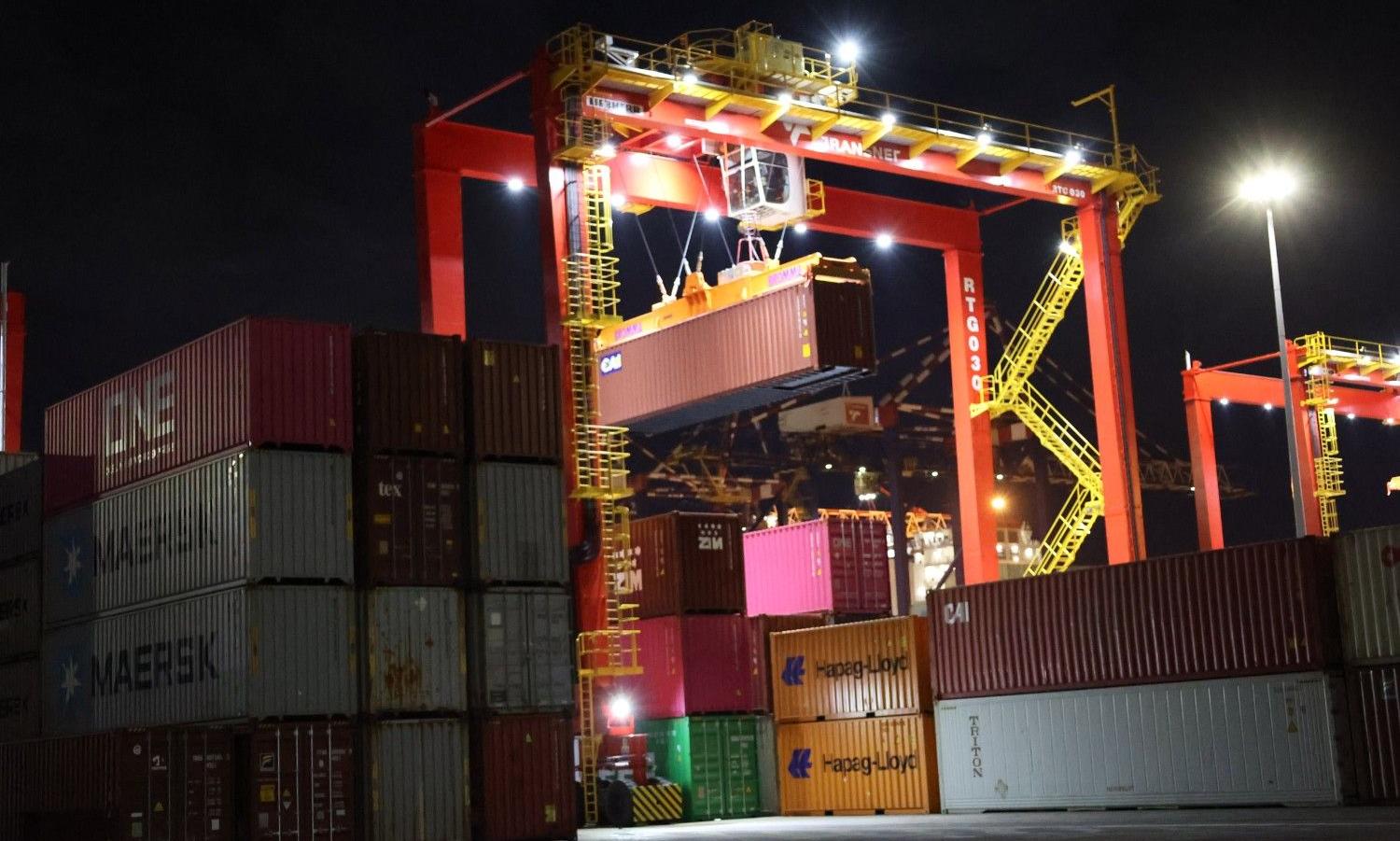Liebherr and Transnet sign 10-year partnership for South African ports