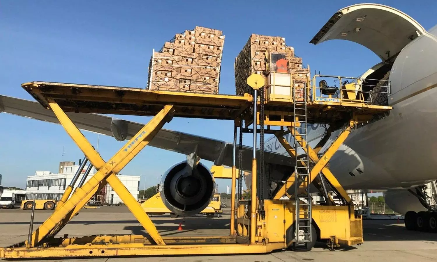 Maastricht Aachen Airport cargo volumes jump 40% in 2025