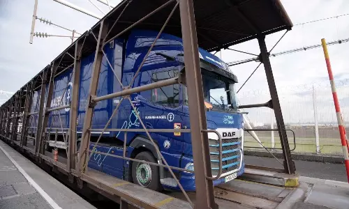 First electric truck completes Channel Tunnel freight crossing