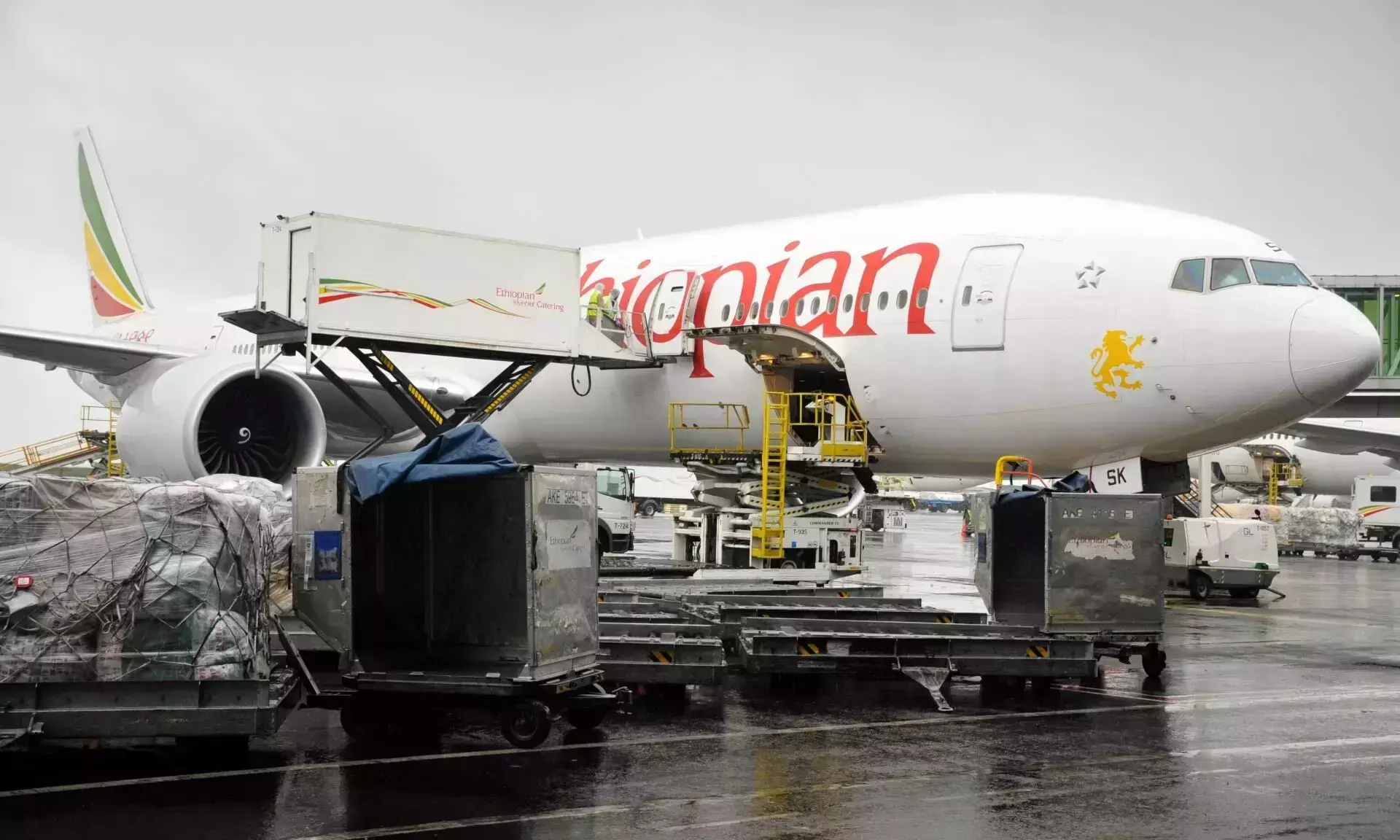 Global air cargo demand drops amid Middle East network disruption
