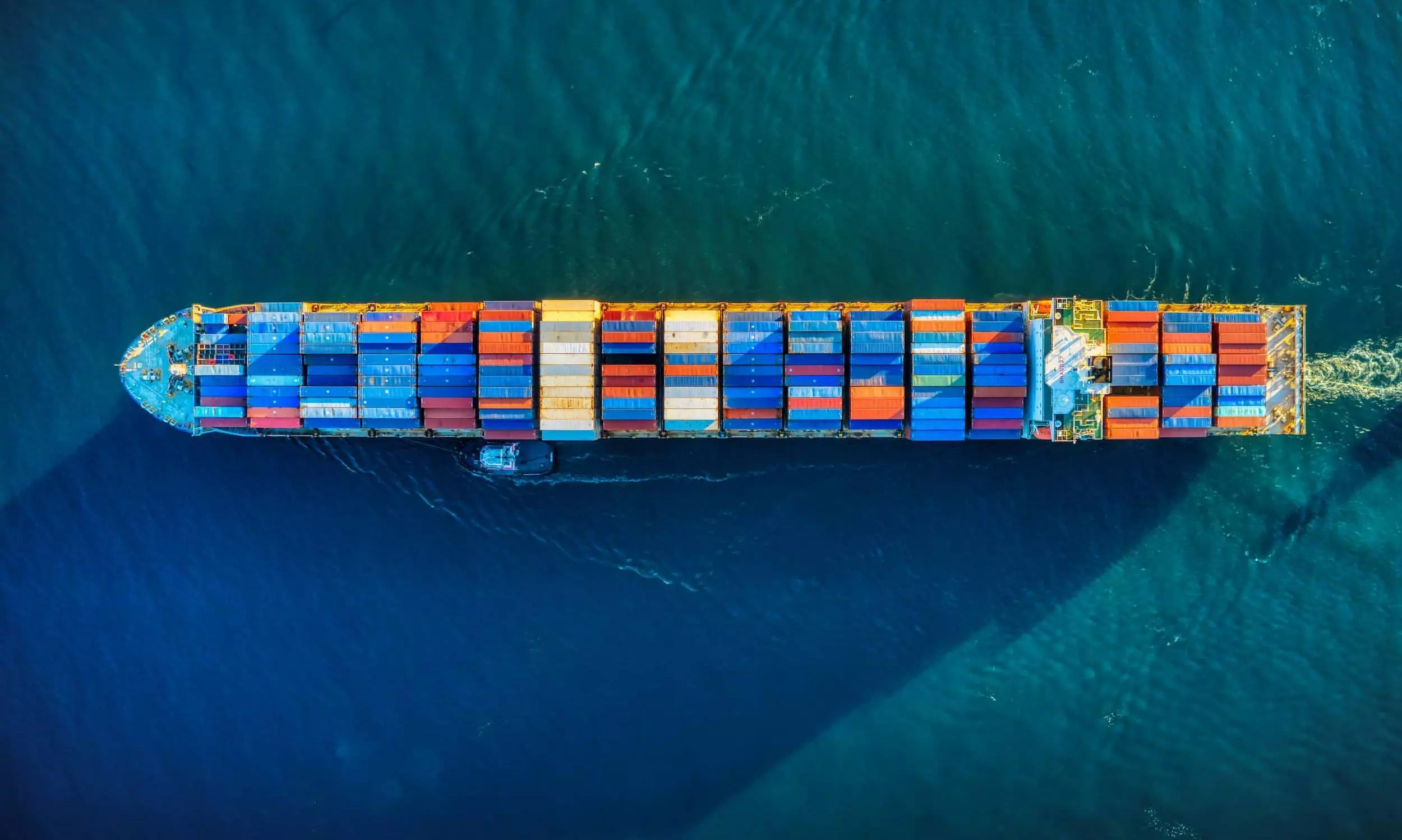 How and why does an ocean container shipping market peak?