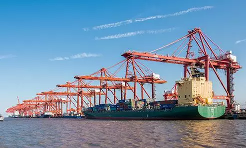 Shanghai moves ahead of London in shipping centre rankings