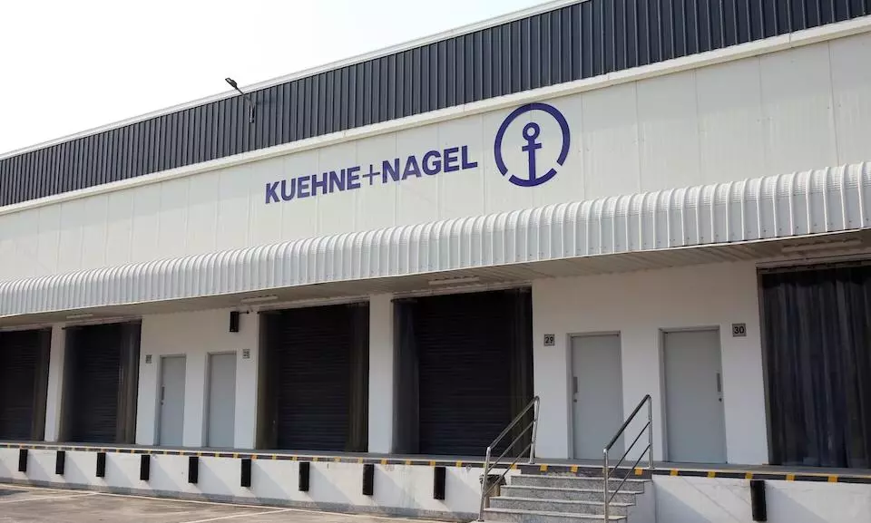 Kuehne+Nagel deploys cloud-based KN SwiftLOG across 1,000 sites Kuehne+Nagel deploys cloud-based KN SwiftLOG across 1,000 sites