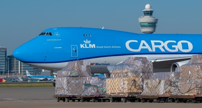 It is for the first time that an airfreight carrier and a global logistics provider create a direct system-to-system connection that transforms manual quotation and capacity booking process into a digital automated solution. It is for the first time that an airfreight carrier and a global logistics provider create a direct system-to-system connection that transforms manual quotation and capacity booking process into a digital automated solution.