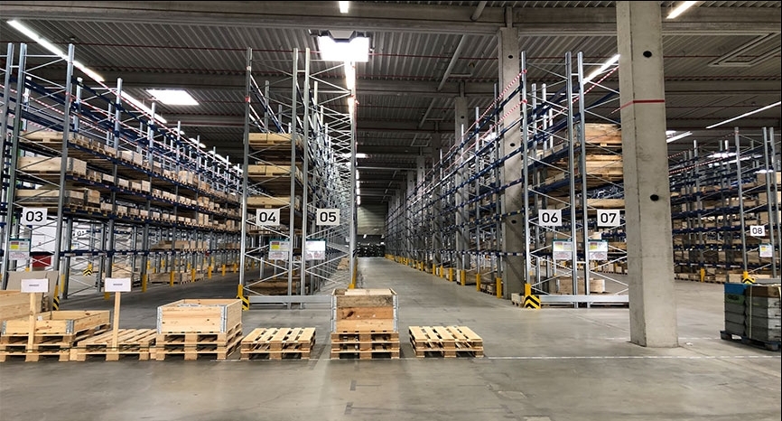 The additional space brings the total under-cover storage area to almost 30,000 square metres. The additional space brings the total under-cover storage area to almost 30,000 square metres.